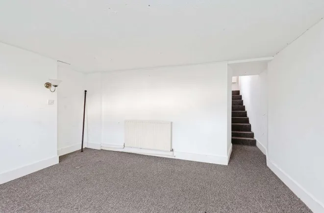 4 bed Terraced