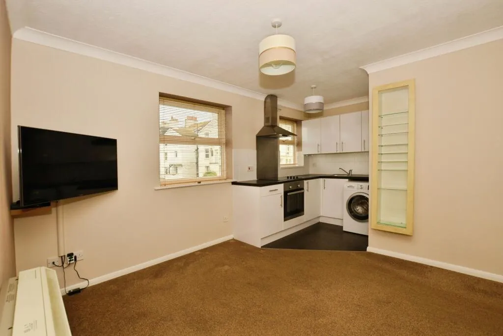 1 bed Apartment