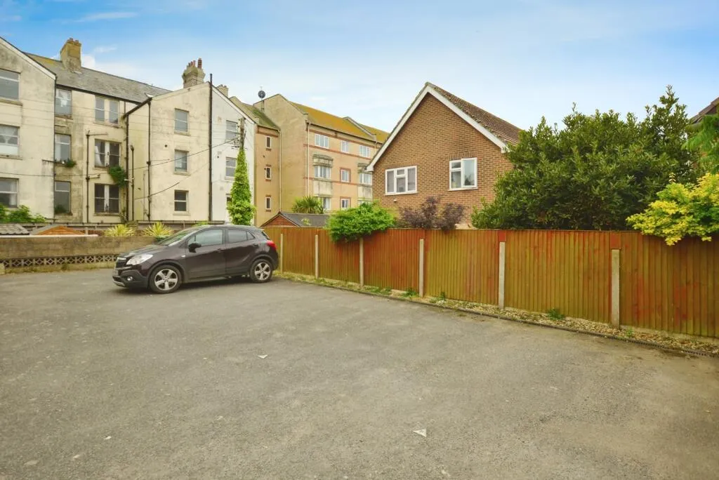 1 bed Apartment