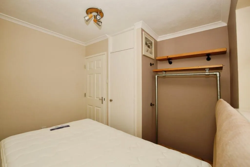 1 bed Apartment