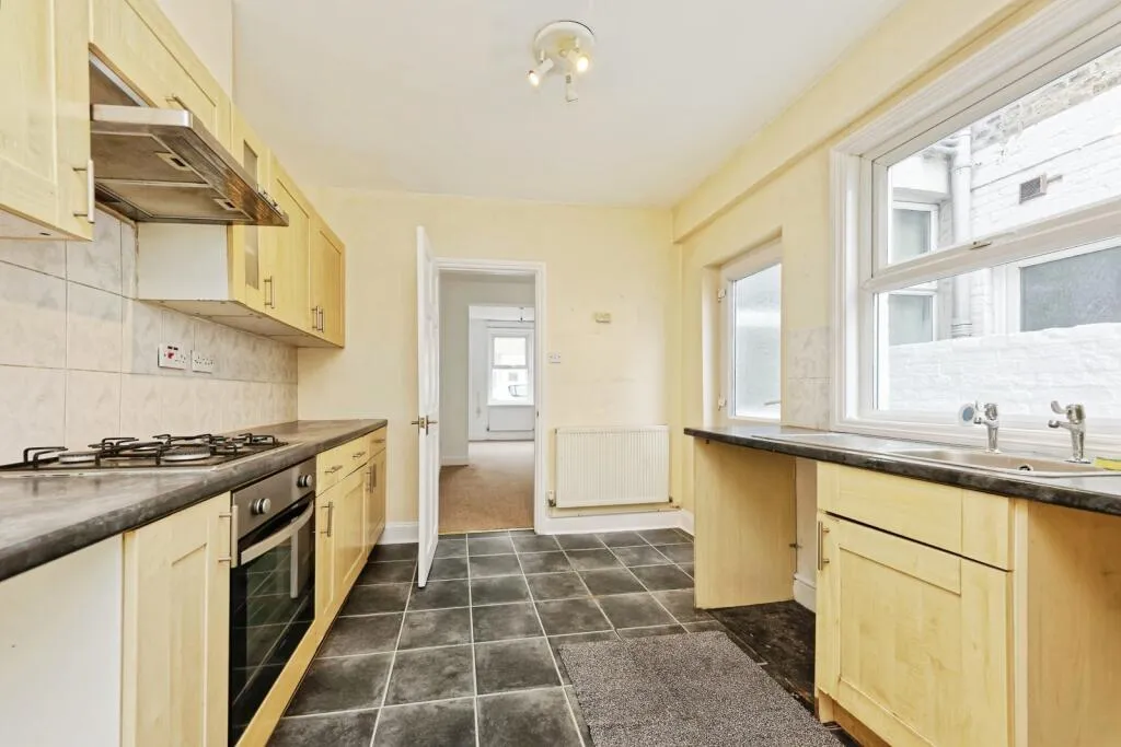 2 bed Terraced