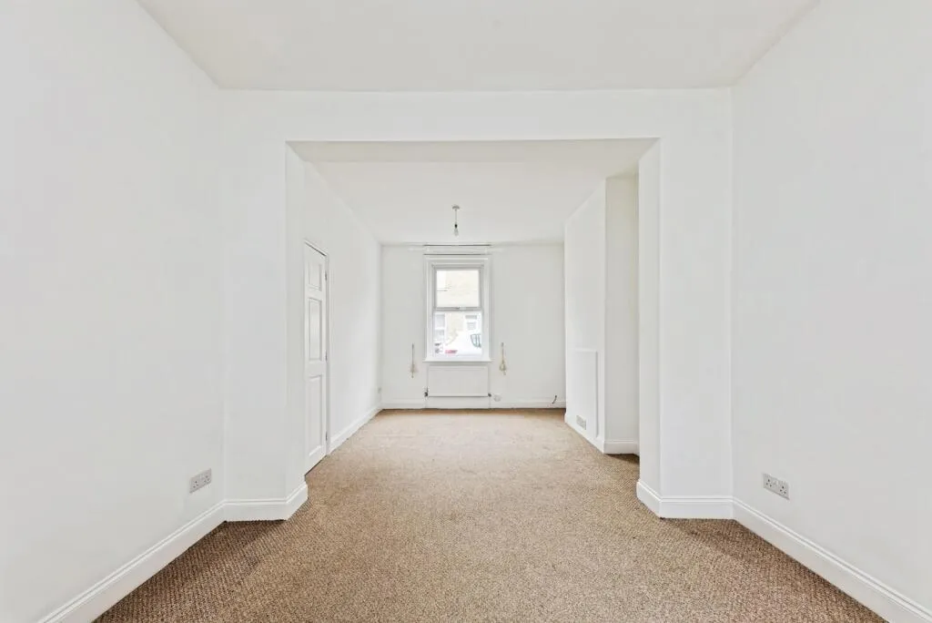 2 bed Terraced