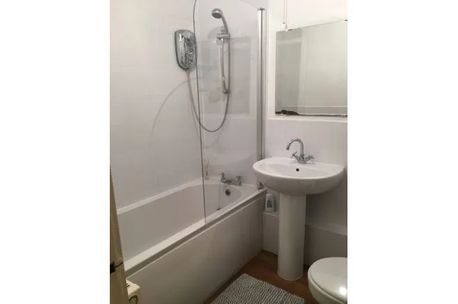 Bromford Court, 486 Bromford Lane, Washwood Heath, BIRMINGHAM, West Midlands, B8 2RS - Online Auctions