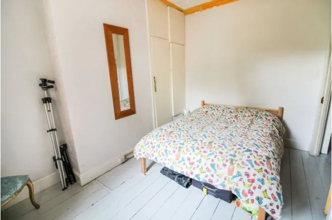 BRISTOL, Avon, BS7 8RN - Online Auctions