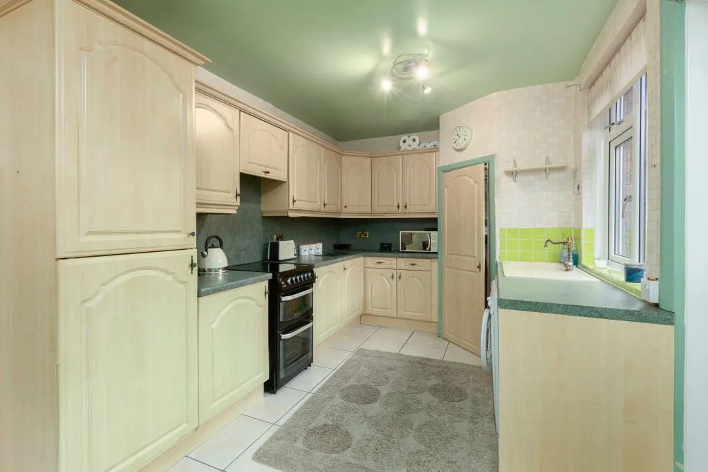 HALIFAX, West Yorkshire, HX3 9DR - Online Properties