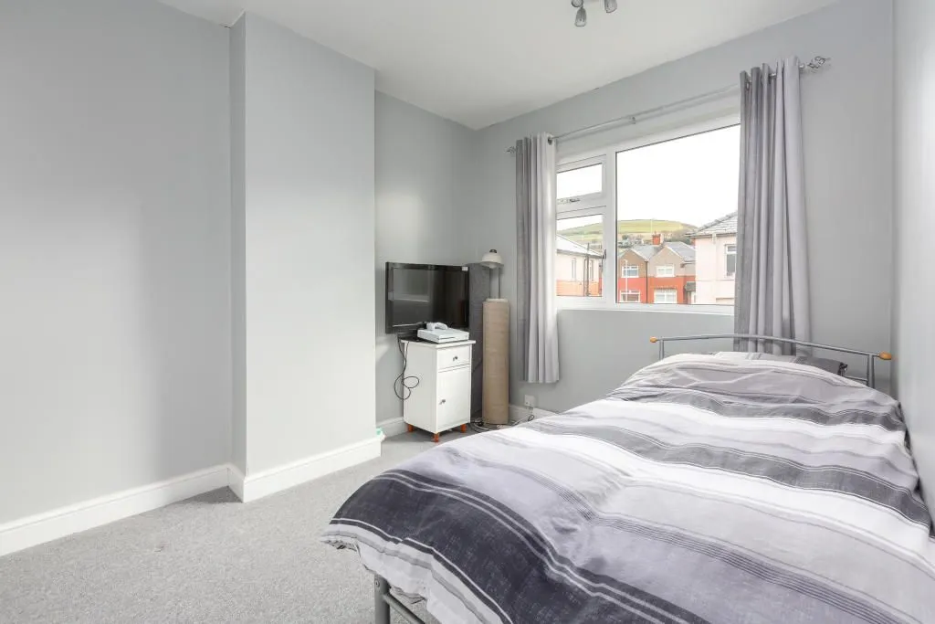 HALIFAX, West Yorkshire, HX3 9DR - Online Properties