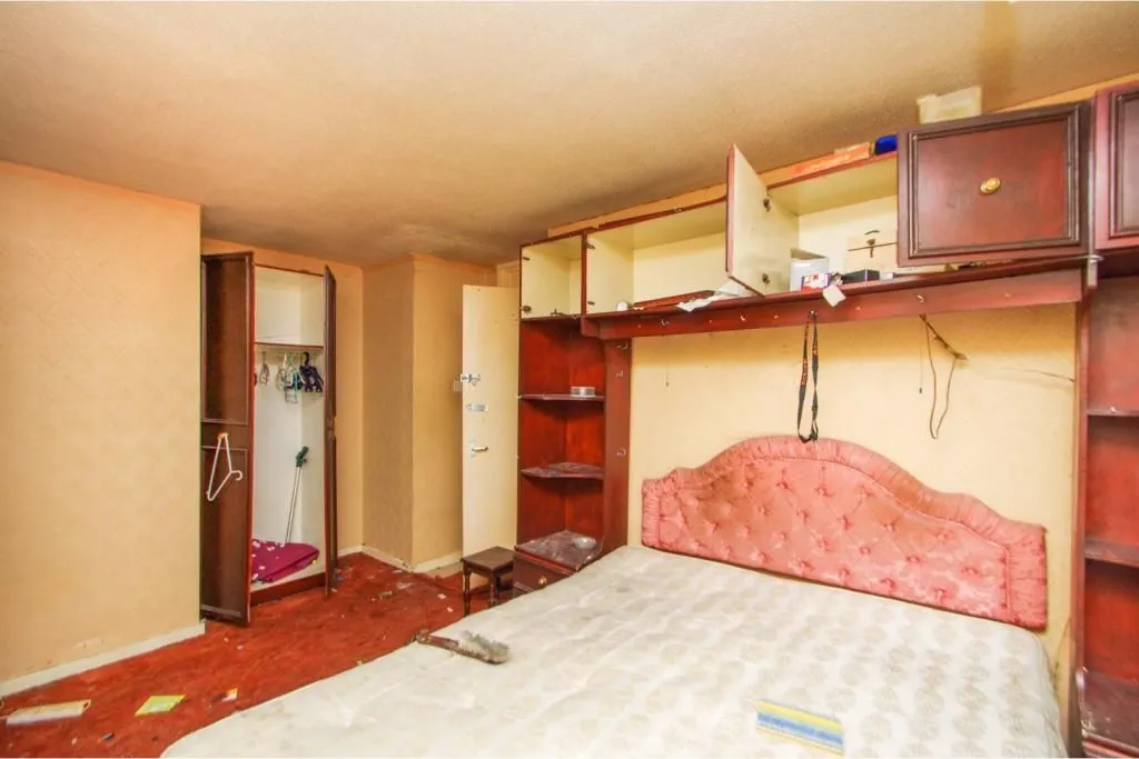 Eastwood, NOTTINGHAM, Nottinghamshire, NG16 3AY - Online Auctions