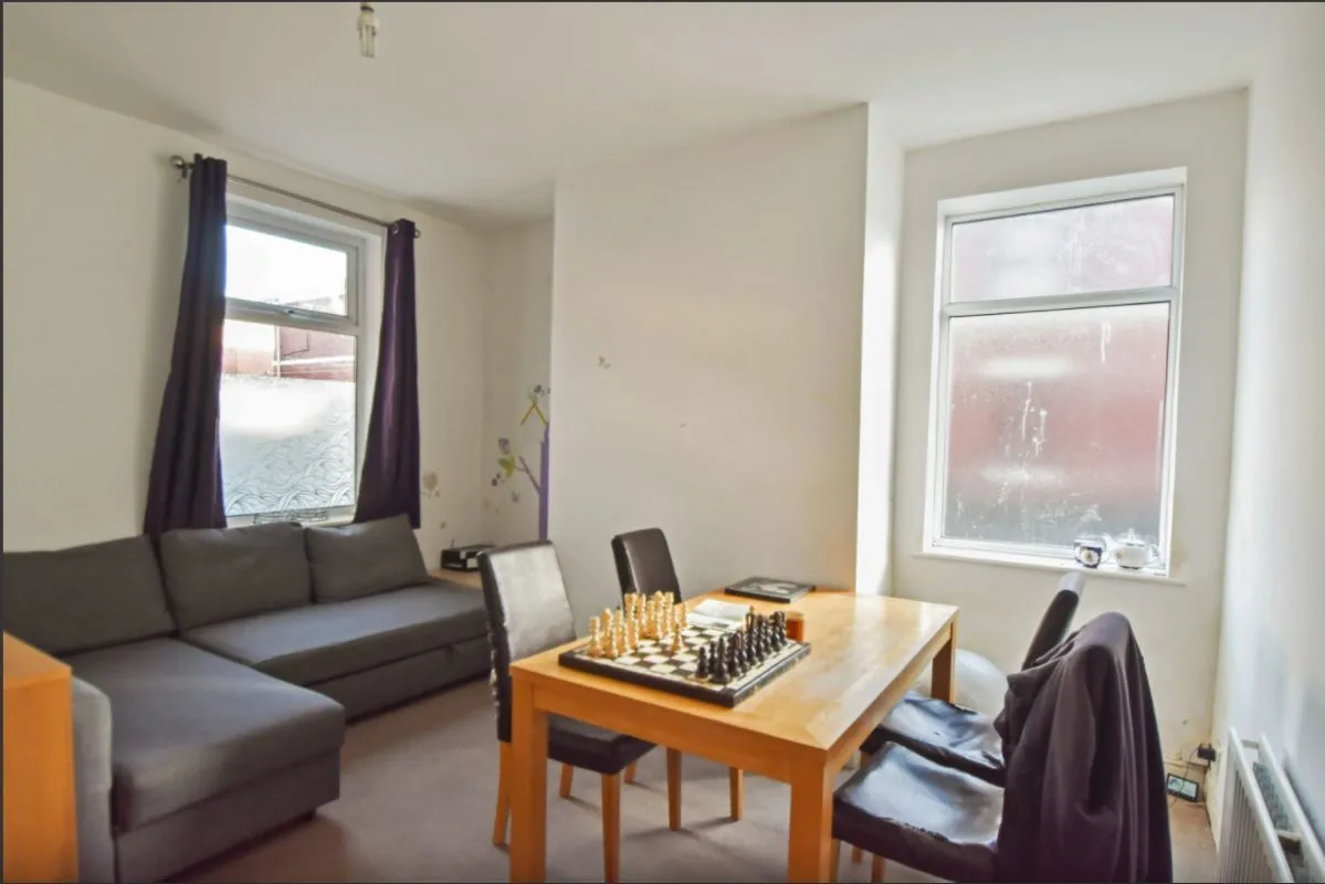 Radcliffe, MANCHESTER, Lancashire, M26 3AY - Online Auctions