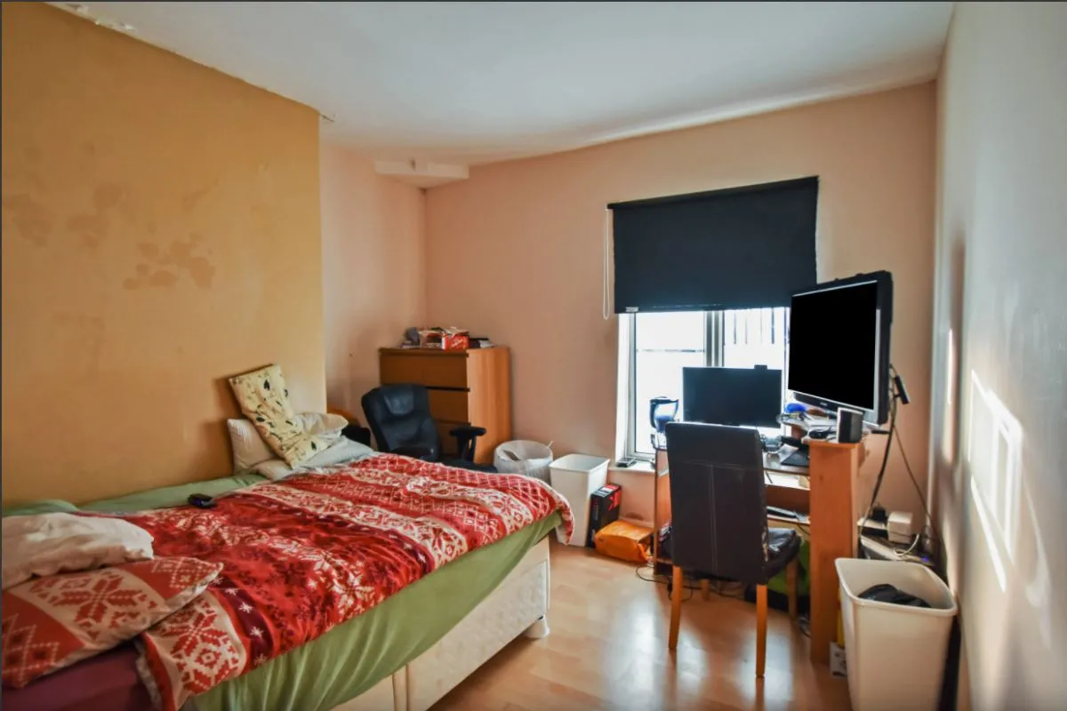 Radcliffe, MANCHESTER, Lancashire, M26 3AY - Online Auctions