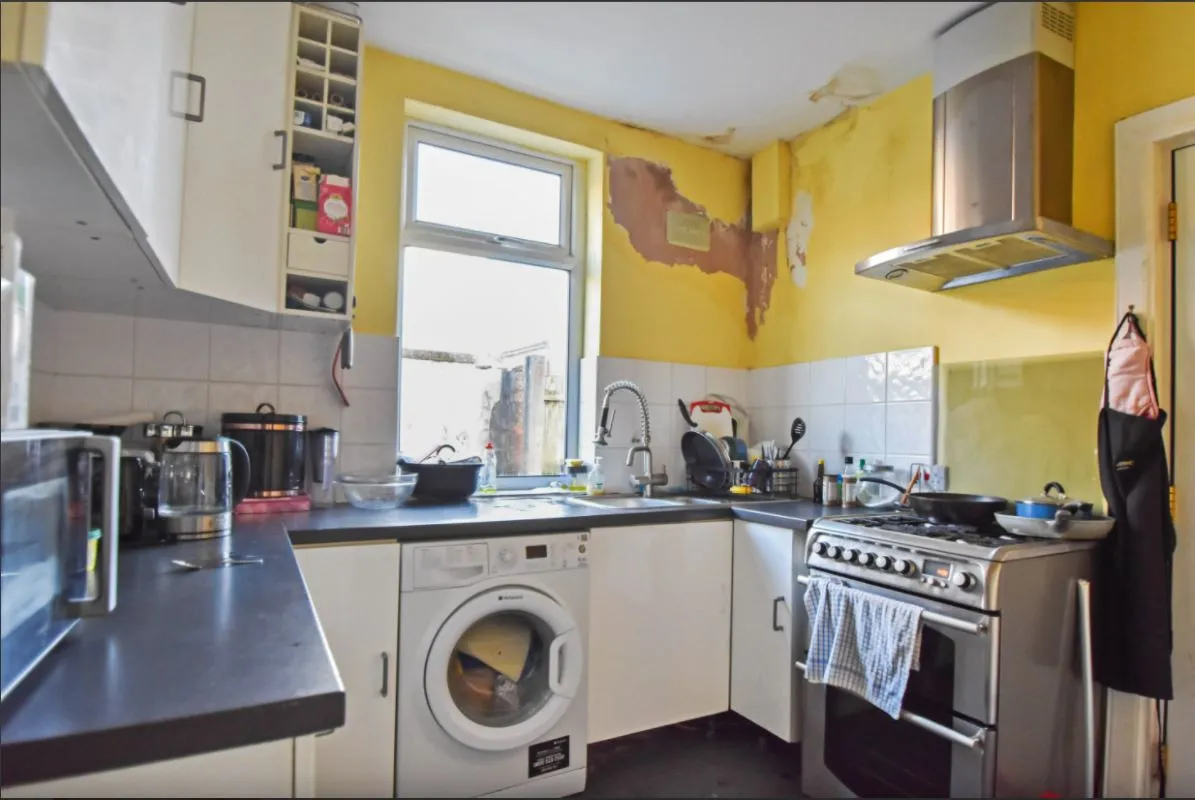 Radcliffe, MANCHESTER, Lancashire, M26 3AY - Online Auctions