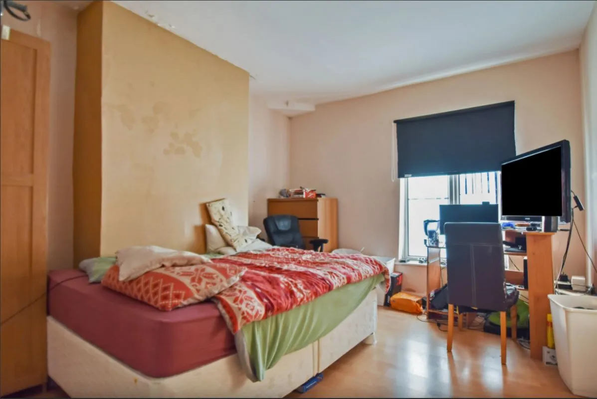 Radcliffe, MANCHESTER, Lancashire, M26 3AY - Online Auctions