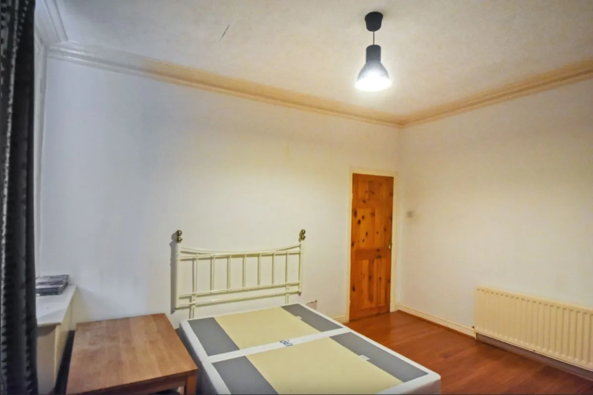 Radcliffe, MANCHESTER, Lancashire, M26 3AY - Online Auctions