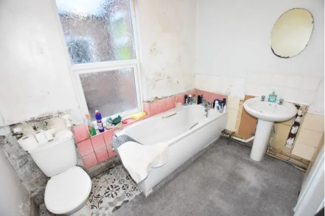 CHESTER, Cheshire, CH1 4HF - Online Auctions