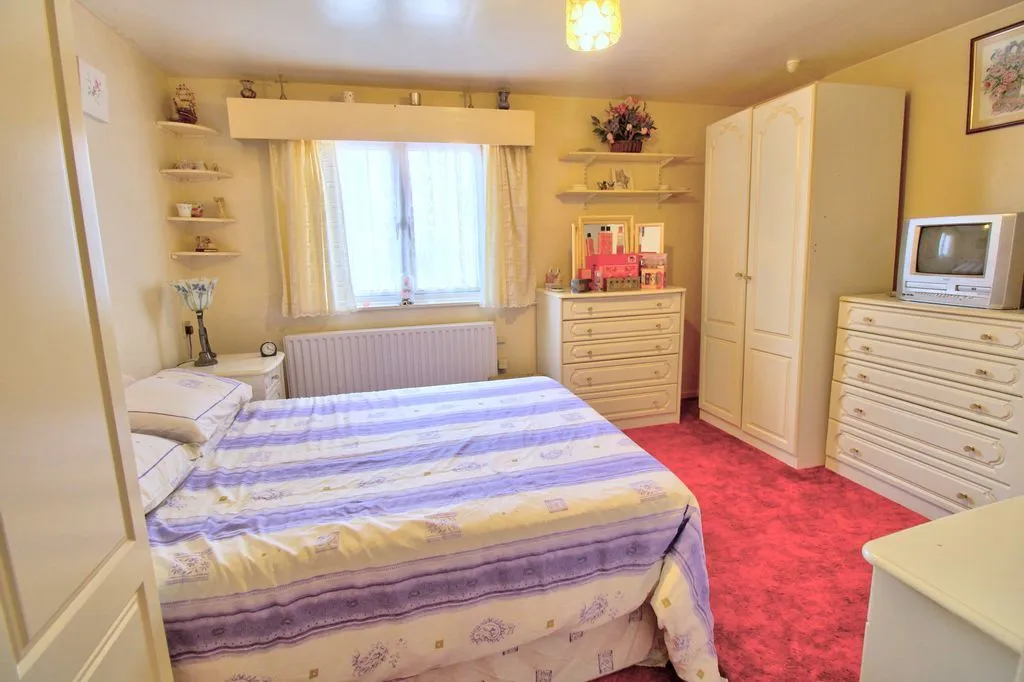 WOLVERHAMPTON, West Midlands, WV8 1UW - Online Properties