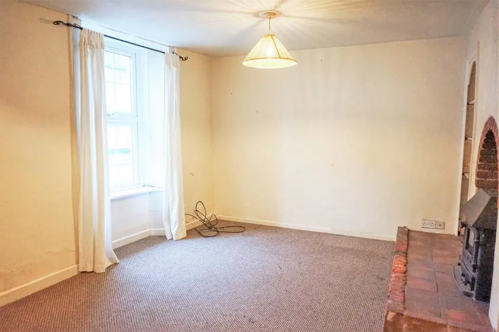 Maiden Newton, DORCHESTER, Dorset, DT2 0BA - Online Auctions