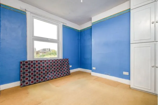 Wimbledon, LONDON, SW19 8JT - Online Auctions