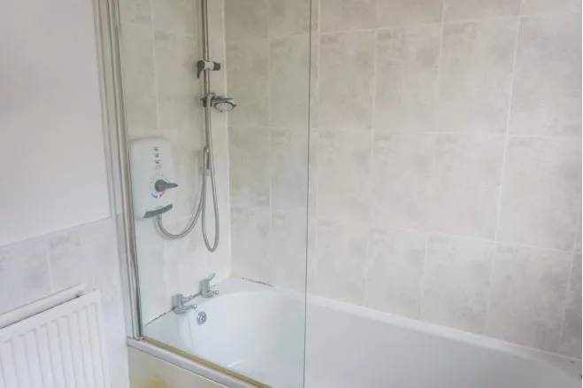 SMETHWICK, B66 3SA - Online Auctions