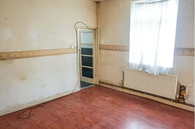SMETHWICK, B66 3SA - Online Auctions