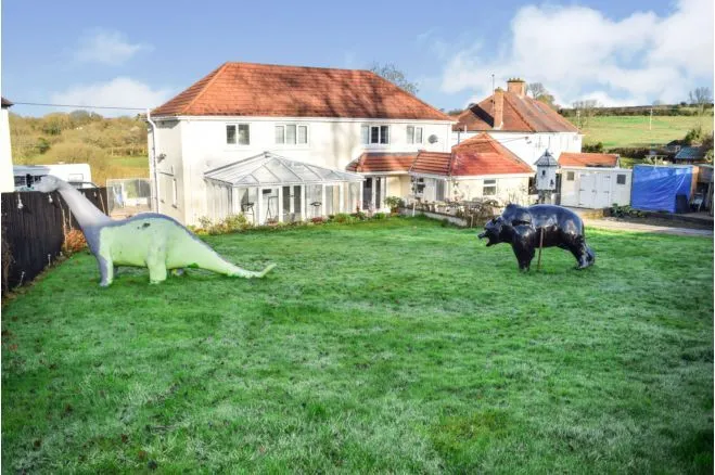 Cilcennin, LAMPETER, Dyfed, SA48 8RF - Online Auctions