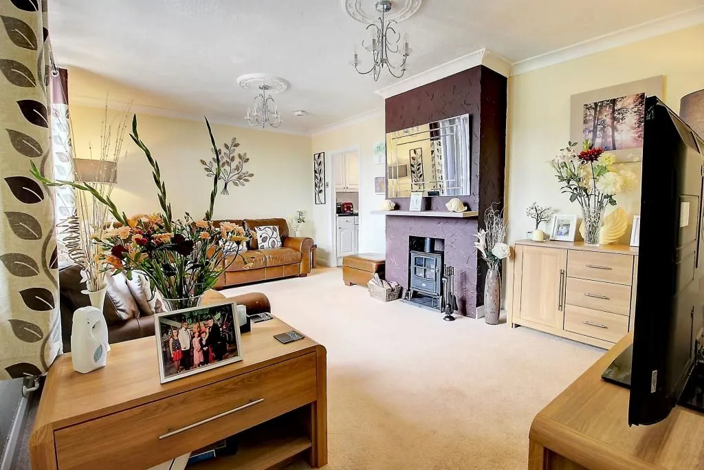 BASINGSTOKE, Hampshire, RG22 6PS - Online Properties