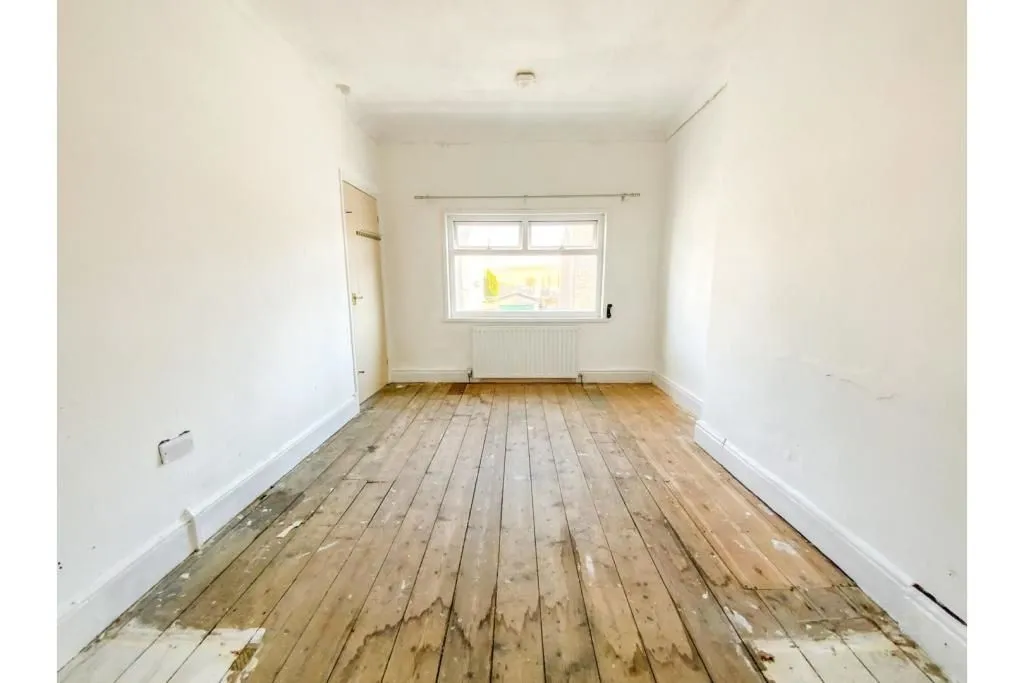 Lower Brynamman, AMMANFORD, Dyfed, SA18 1TT - Online Auctions