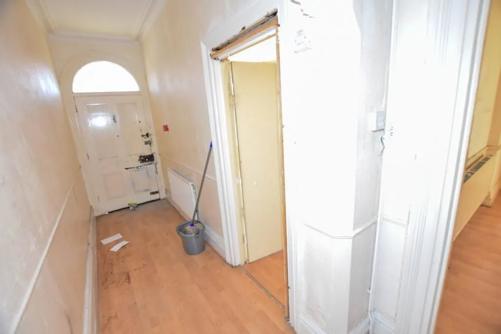 CHESTER, Cheshire, CH1 4AE - Online Auctions