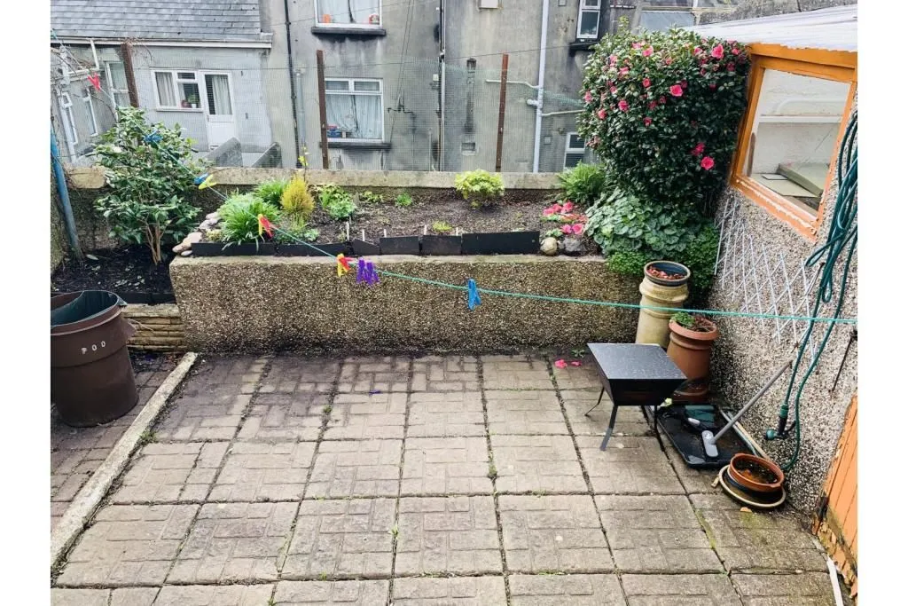 PLYMOUTH, Devon, PL3 4NS - Online Auctions