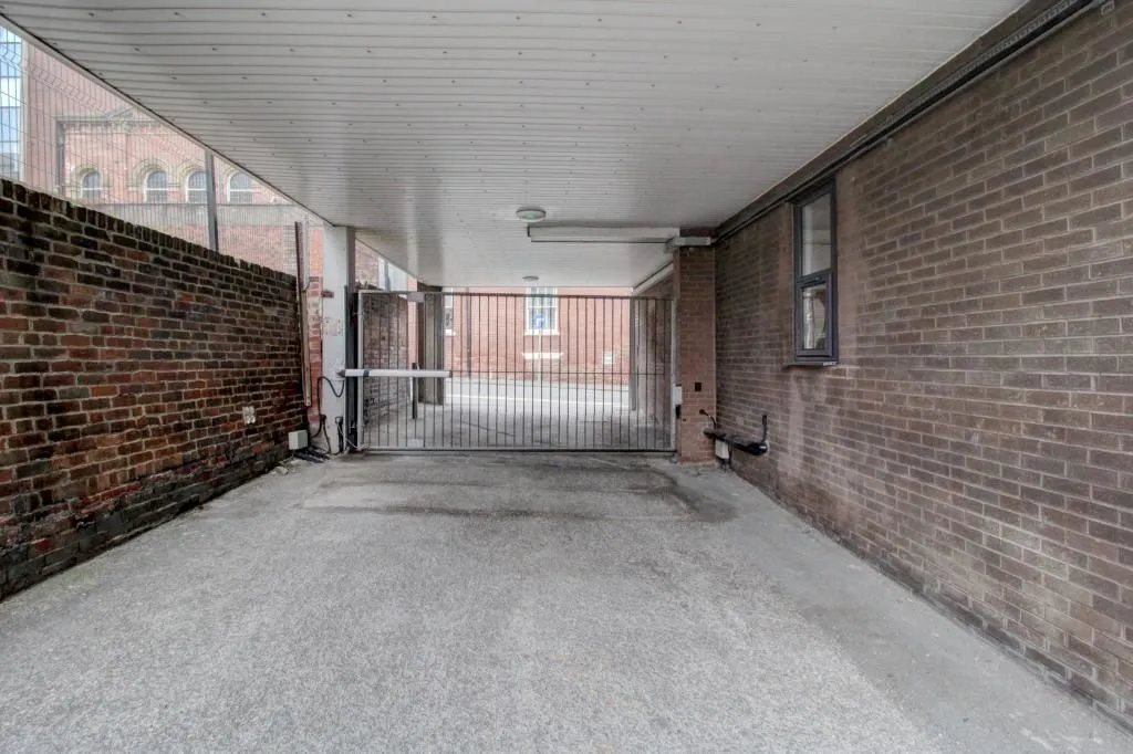 Bayheath House, 20 Market Street, WAKEFIELD, West Yorkshire, WF1 1DH - Online Properties
