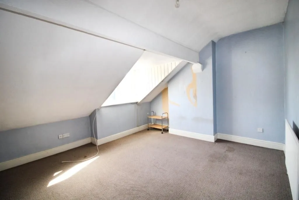 BIRMINGHAM, West Midlands, B13 9JD - Online Auctions