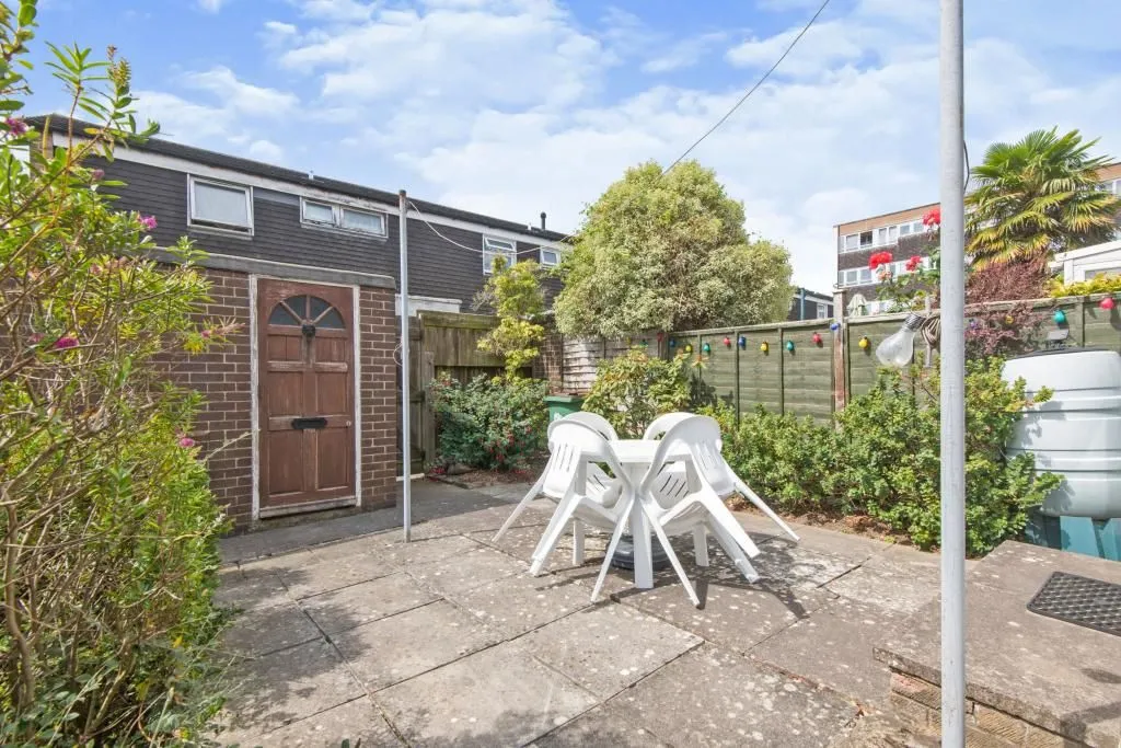 SOUTHAMPTON, Hampshire, SO16 3EH - Online Auctions