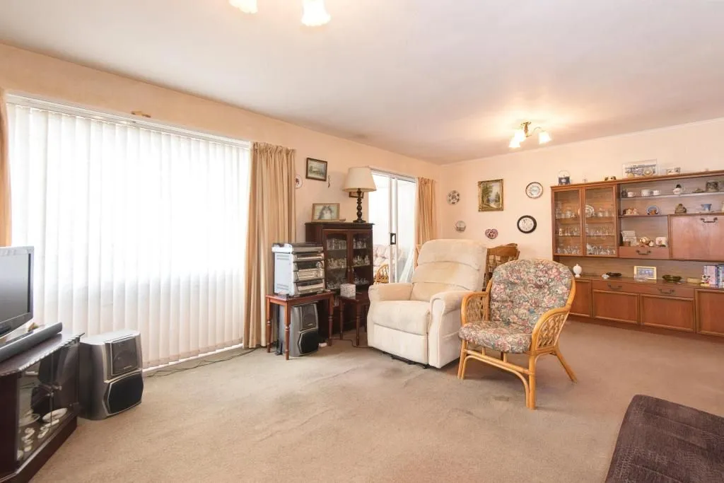 SOUTHAMPTON, Hampshire, SO16 3EH - Online Auctions