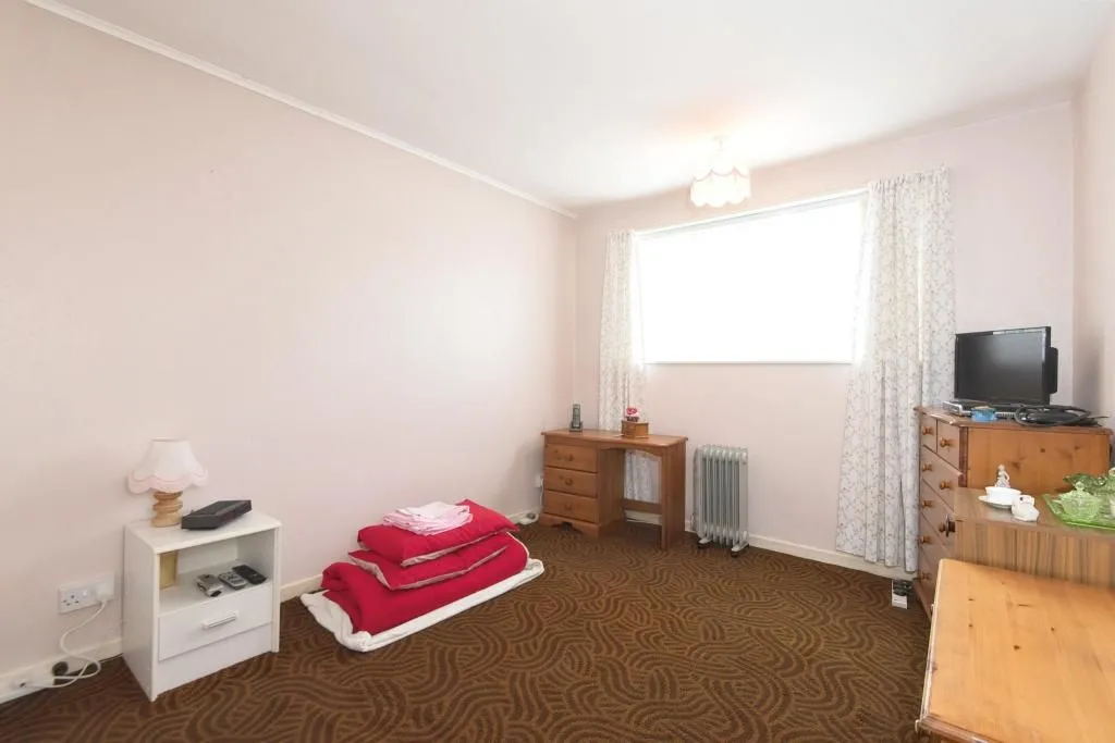 SOUTHAMPTON, Hampshire, SO16 3EH - Online Auctions