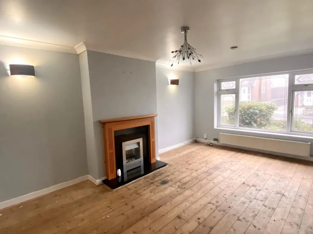 LIVERSEDGE, West Yorkshire, WF15 8HH - Online Auctions