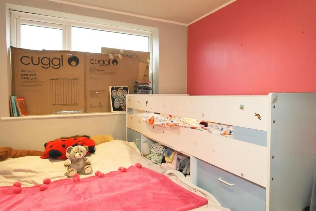 MACCLESFIELD, Cheshire, SK11 7BZ - Online Auctions