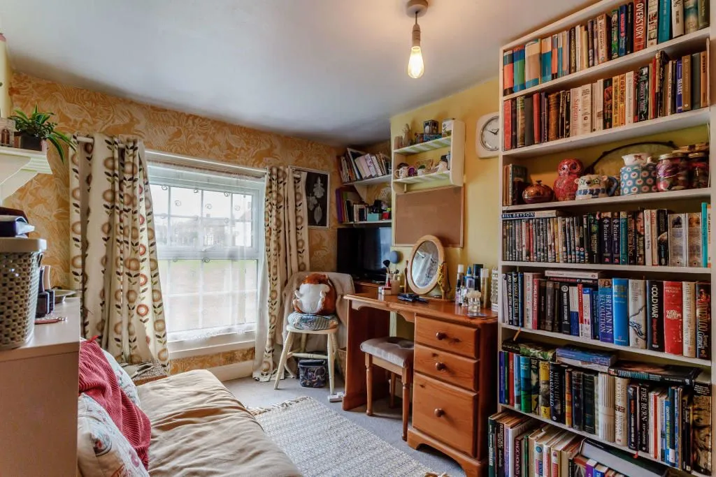 Martham, GREAT YARMOUTH, Norfolk, NR29 4PF - Online Properties