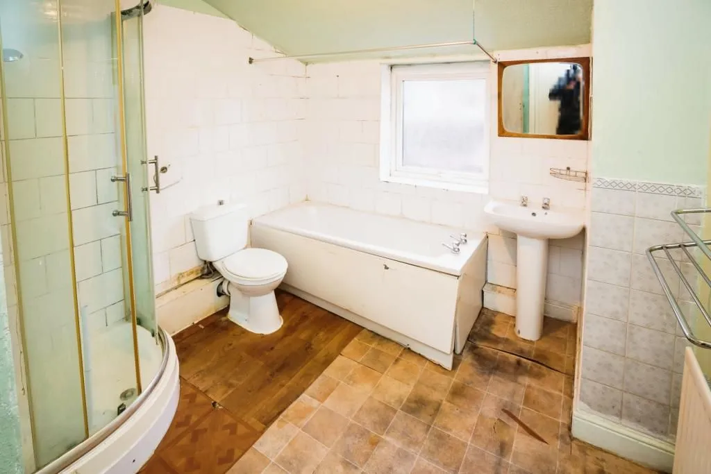 CHESTER, Cheshire, CH1 4JS - Online Auctions