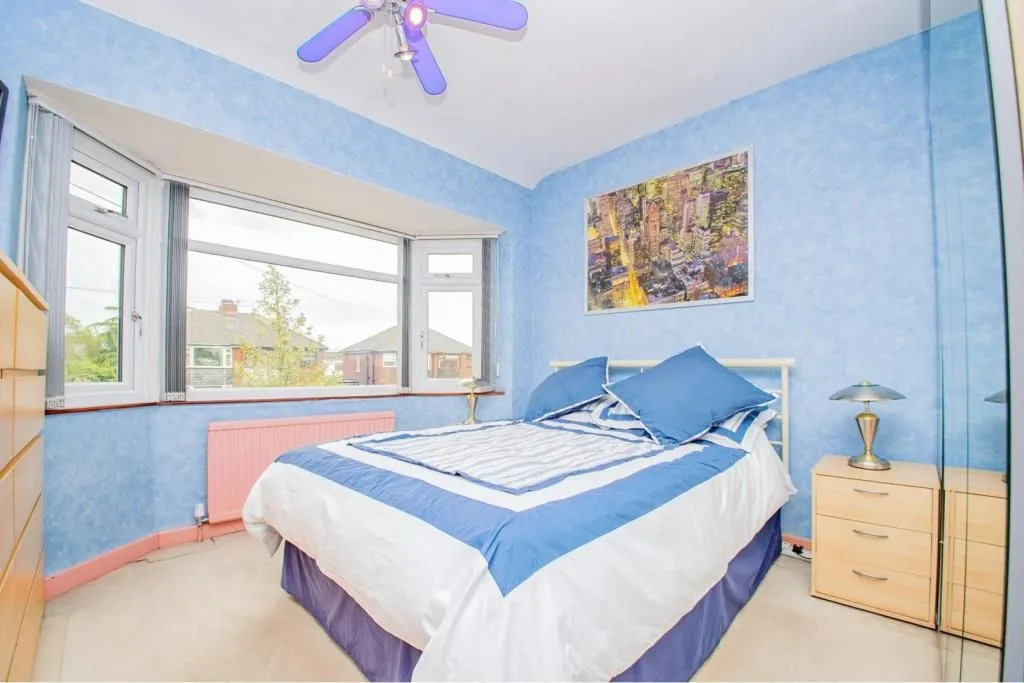 Little Lever, BOLTON, Lancashire, BL3 1BW - Online Auctions