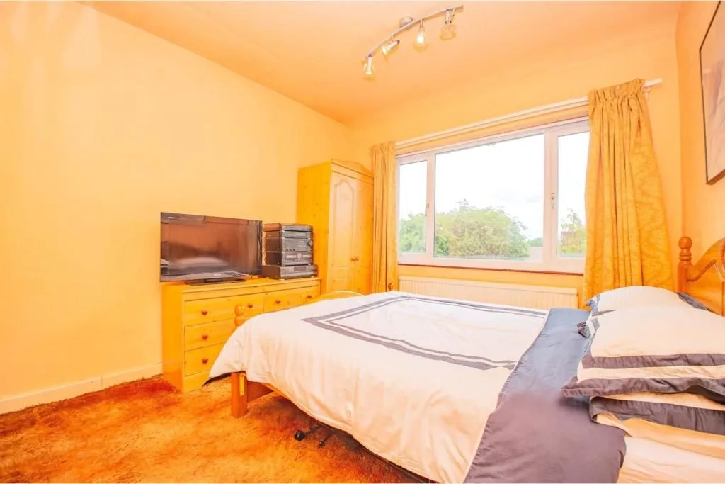 Little Lever, BOLTON, Lancashire, BL3 1BW - Online Auctions
