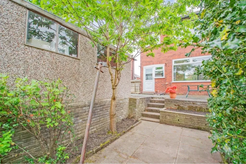 Little Lever, BOLTON, Lancashire, BL3 1BW - Online Auctions