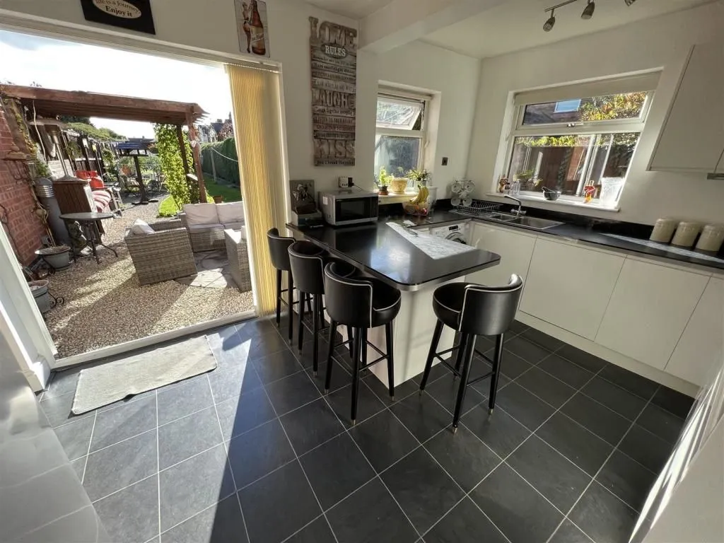 Long Eaton, NOTTINGHAM, Nottinghamshire, NG10 3JY - Online Auctions