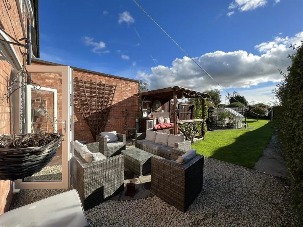 Long Eaton, NOTTINGHAM, Nottinghamshire, NG10 3JY - Online Auctions