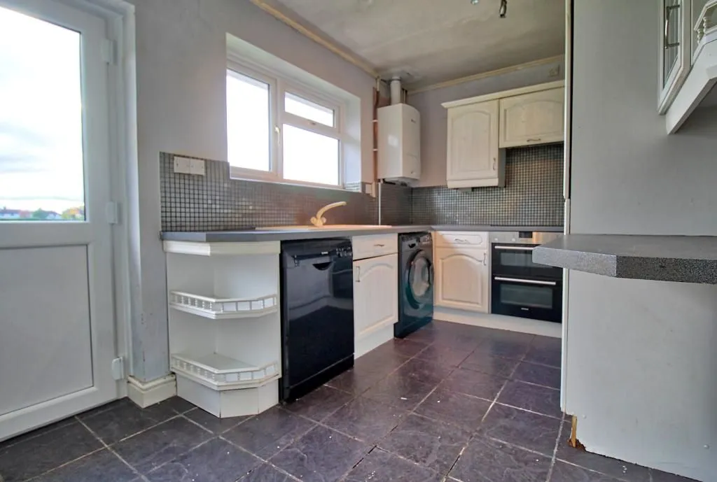 WORCESTER, Worcestershire, WR3 7LZ - Online Properties