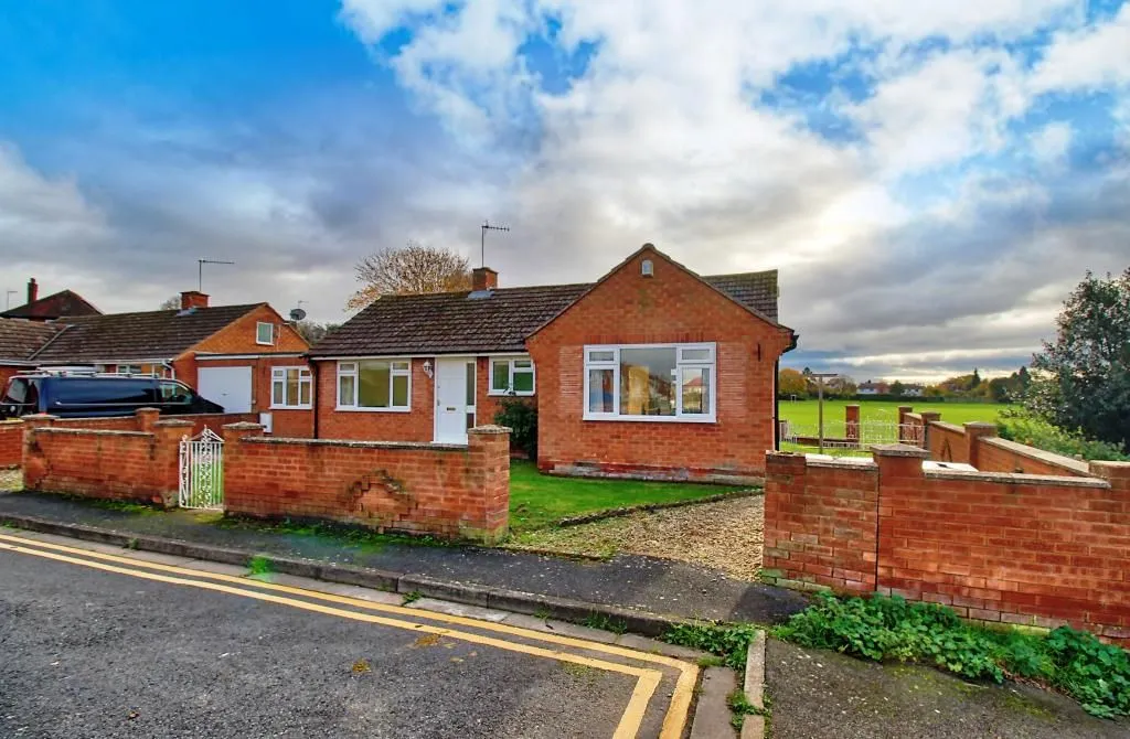 WORCESTER, Worcestershire, WR3 7LZ - Online Properties