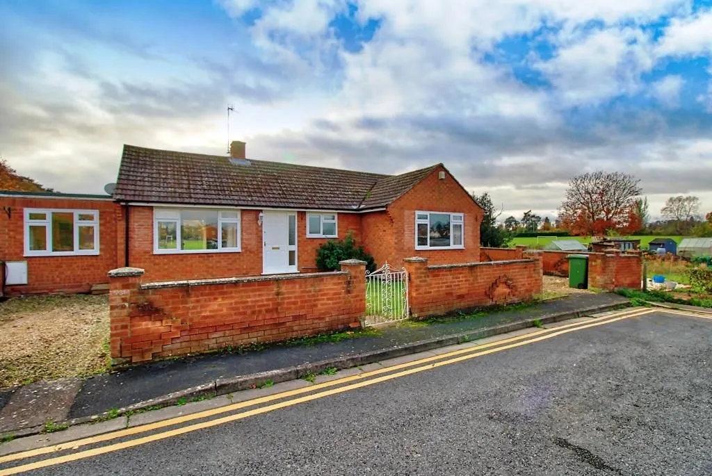 WORCESTER, Worcestershire, WR3 7LZ - Online Properties