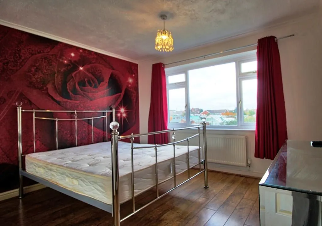 WORCESTER, Worcestershire, WR3 7LZ - Online Properties