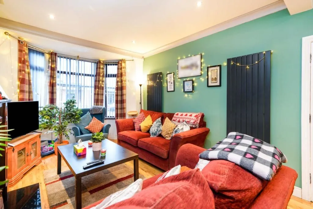 BELFAST, County Antrim, BT9 5FR - Online Auctions