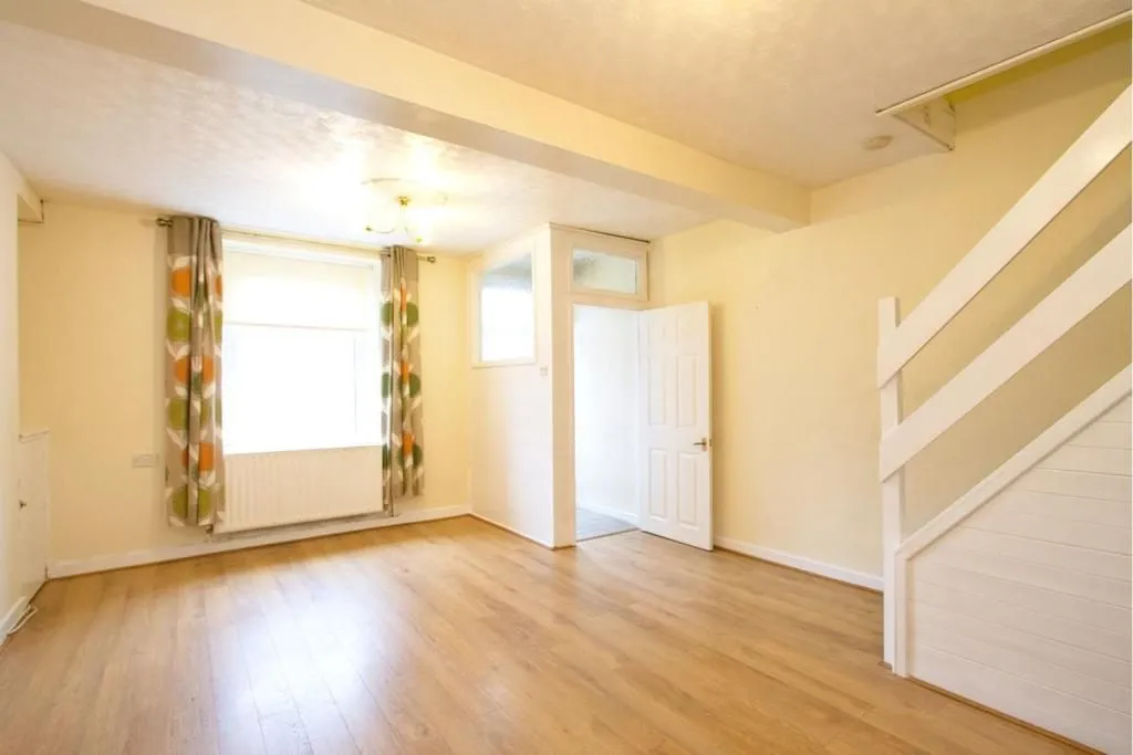 Merthyr Vale, MERTHYR TYDFIL, Mid Glamorgan, CF48 4SP - Online Auctions