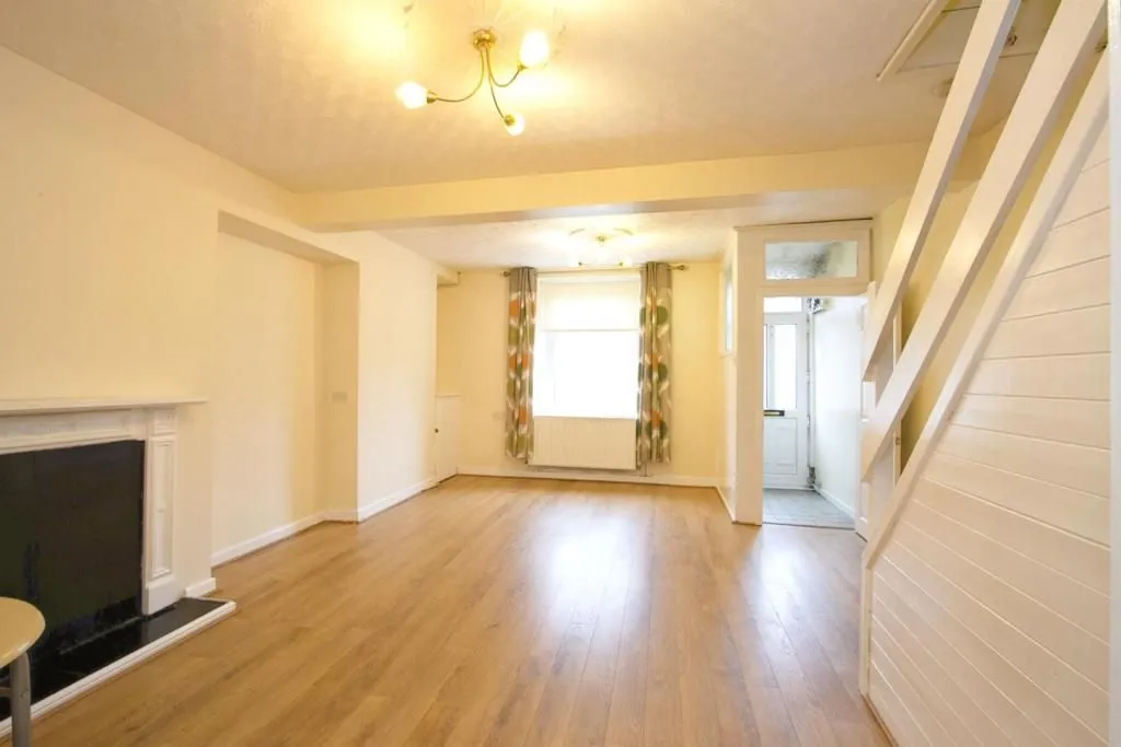 Merthyr Vale, MERTHYR TYDFIL, Mid Glamorgan, CF48 4SP - Online Auctions