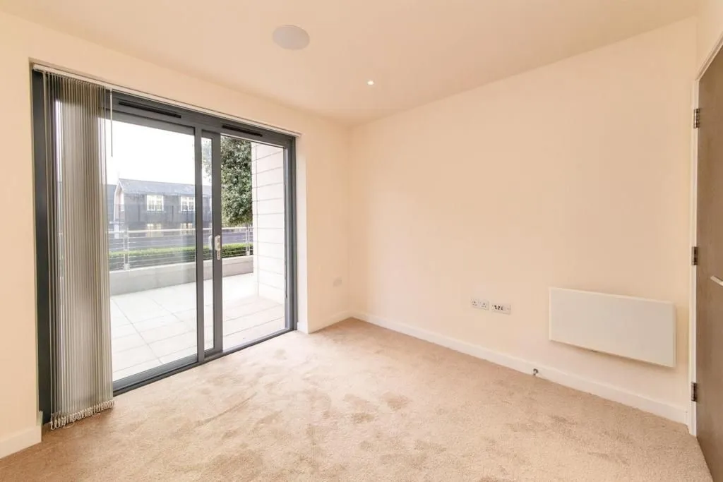 Chapman House, 24 Aerodrome Road, LONDON, NW9 5UZ - Online Auctions