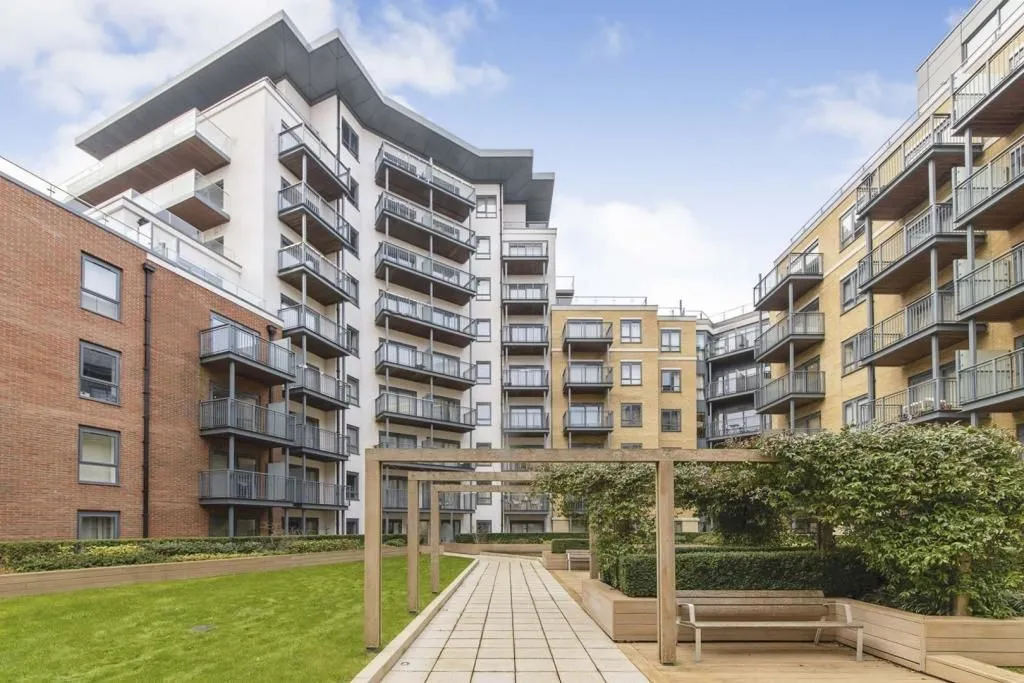 Chapman House, 24 Aerodrome Road, LONDON, NW9 5UZ - Online Auctions